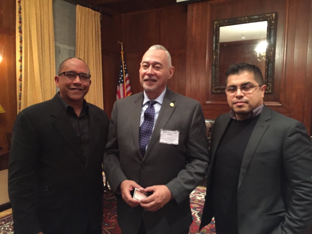NAHHEhealth's tweet photo. #AHHE President George Z. w/ #Health Policy Forum sponsors @GrupoParada & @SalsaCaterers amazing Latin food! https://t.co/fxVhWRWzTv