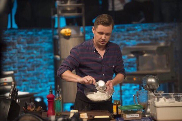 Check out 'Beat Bobby Flay tonight at 10pm EST on the @FoodNetwork featuring @justinbsamson at @troybostonapts!