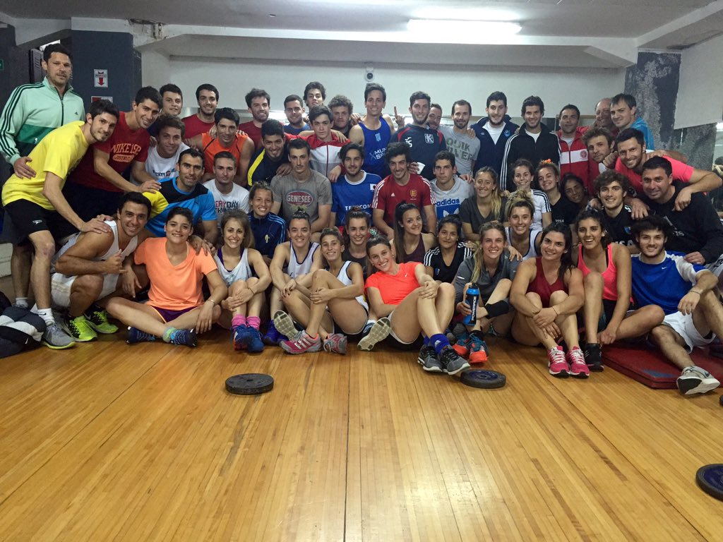 1era de las chicas, Inter y 1era de los chicos en las semi-finales del Metro! A dejar todo! #VamosBanco