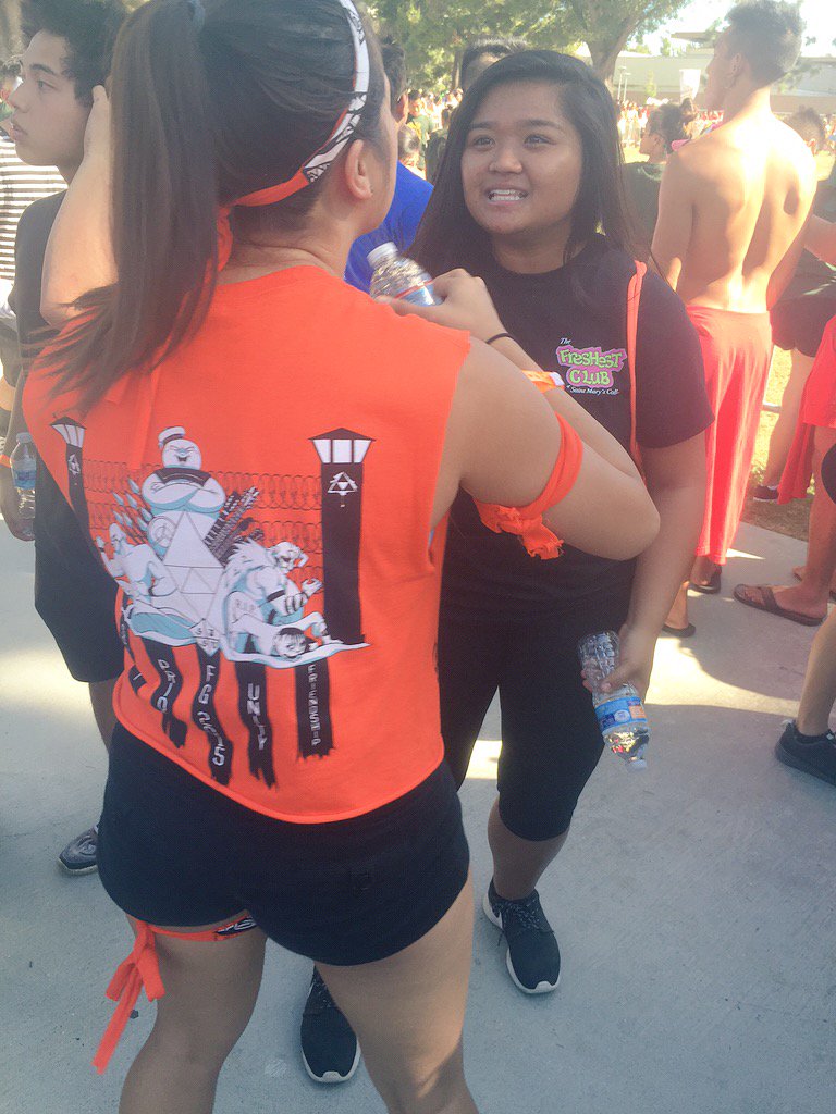 OhSillyStacy's tweet photo. When you see one of your girls after hella long pt. 2: Friendship Games edition 😂💞 #FG2K15 #thatlastonethough https://t.co/r8UjrmW2jl