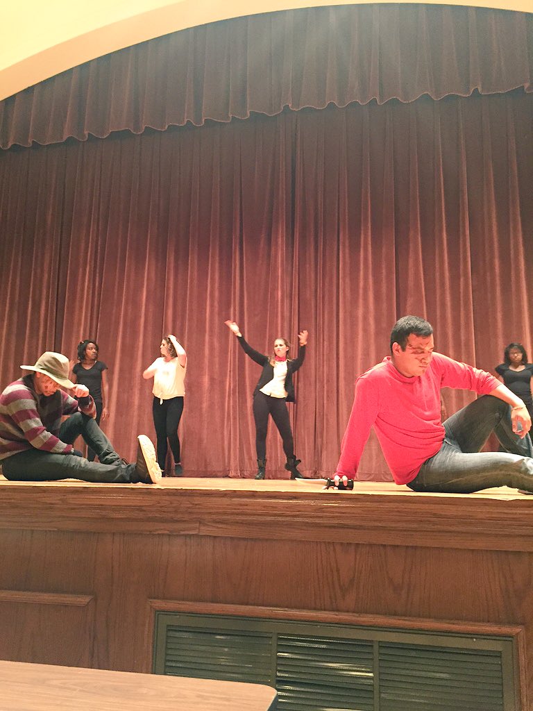 MSUTexasHousing's tweet photo. Congrats @MidwesternState #RHA for moving onto the finals! #ProjectHousing 🙌🏽🎉🐴 https://t.co/4YTXRhmYOQ