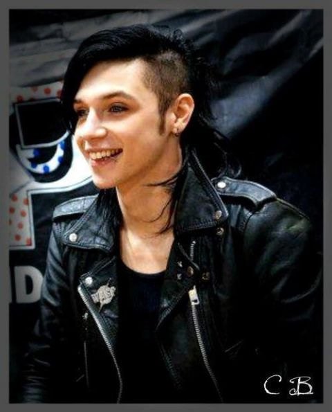 MistyKik's tweet photo. ANDY BIERSACK is my baby...❤️😍😂, who els loves this perfect man ? https://t.co/GVOQmQKTB8