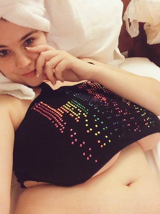 I made it to my hotel.   So. Tired!  Zzzzzzzzz..zz...z...... https://t.co/oX9YMfba0Z<a href="/tag/customvideo"class="tags"><span>#customvideo</span></a>