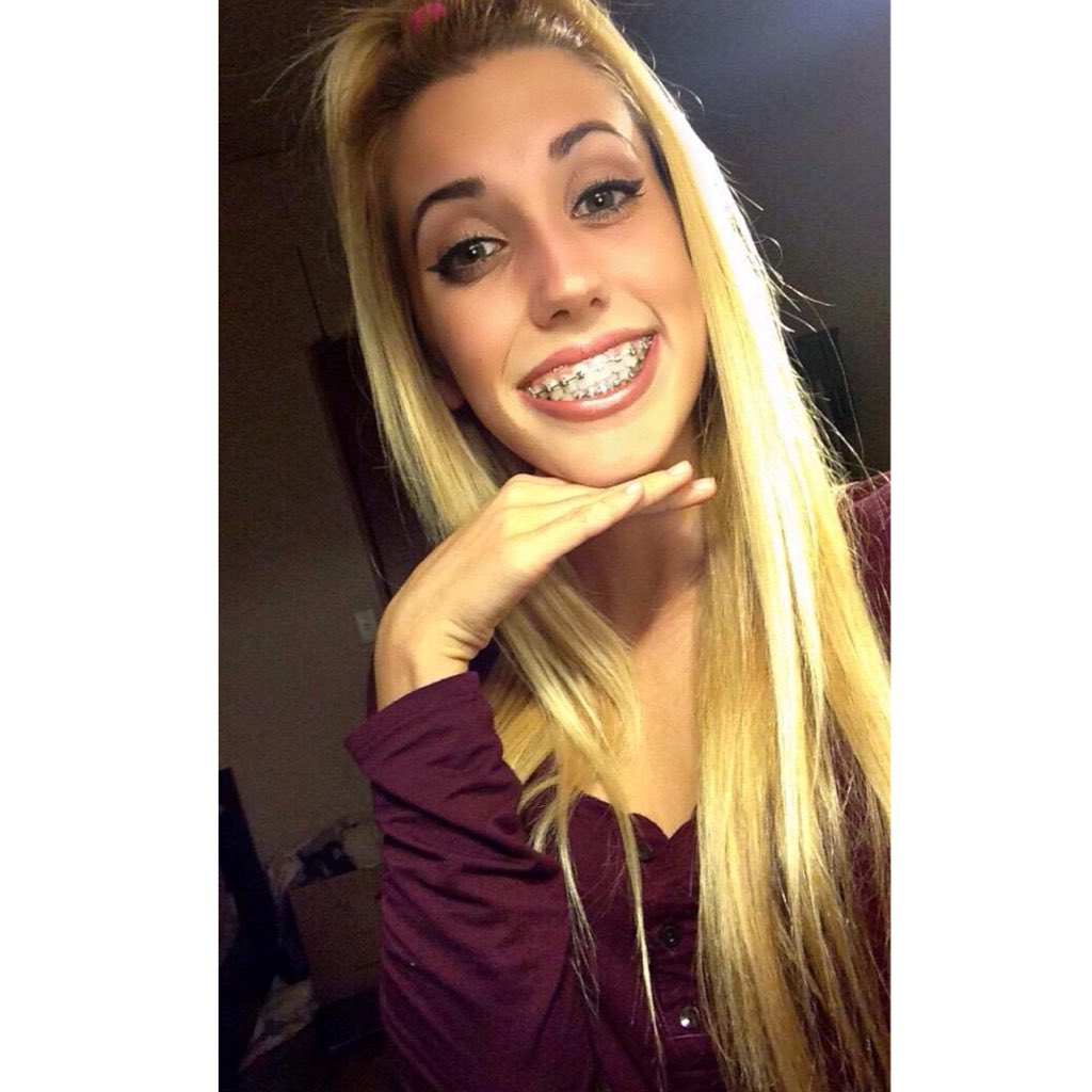 BreaForst's tweet image. I 💜 fall 🎃🎃🎃