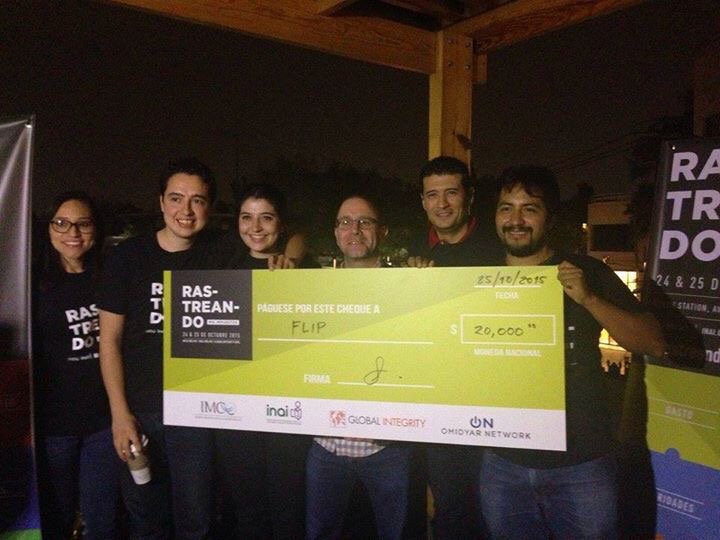 Flipmocracy's tweet photo. ¡Ganamos el primer hackatón organizado por el @INAImexico @GlobalIntegrity e @imcomx! #RastreandoMisImpuestos https://t.co/SvM2oLFZBu