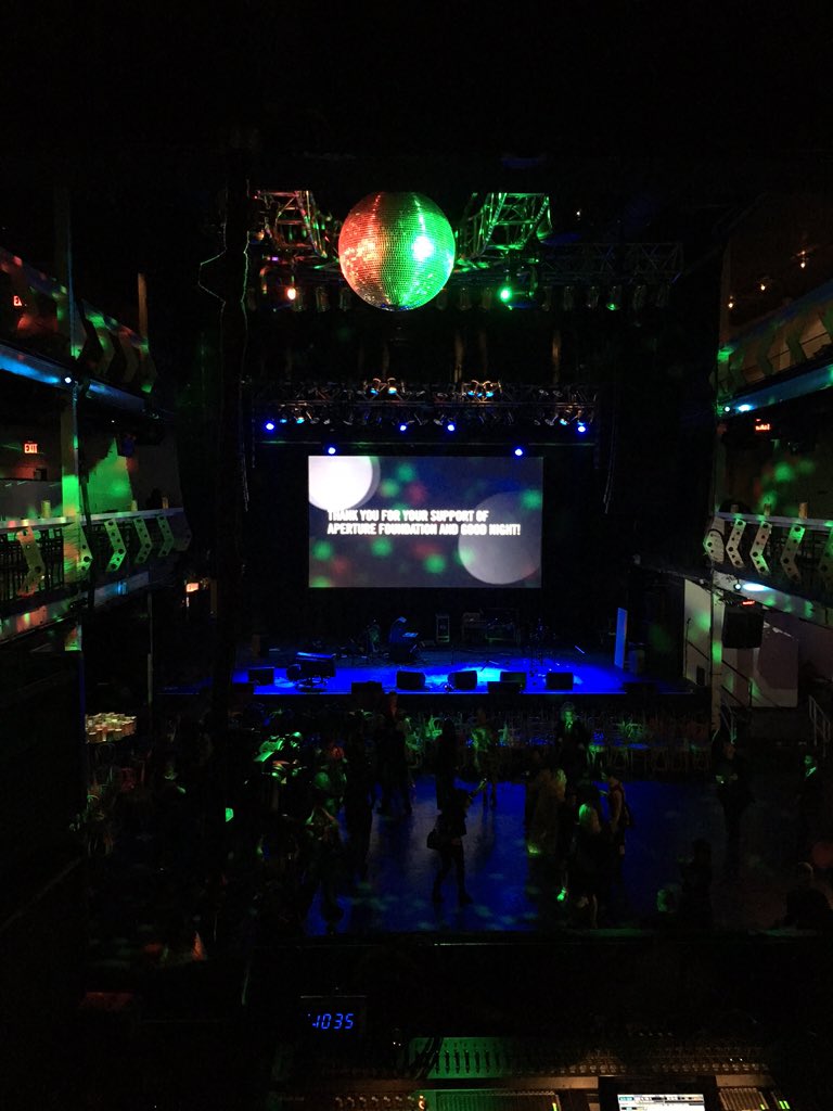 kristinkguiter's tweet photo. all the photo-friends @aperturefnd #ApertureBalladLive #nangoldin @Terminal5NYC https://t.co/j1bEZN6CEP