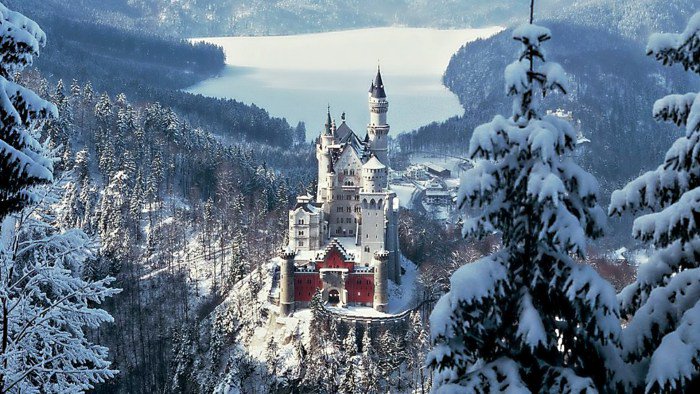 Gorgeous0Places's tweet photo. Neuschwanstein Castle, Schwangau, Germany

#GorgeosuPlaces
#CanIStayThere https://t.co/Gvy7iTGB0a