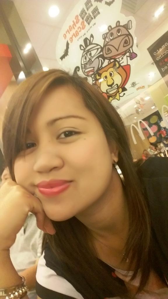 LacadenRachel's tweet photo. https://t.co/h8X0h5r8AQ