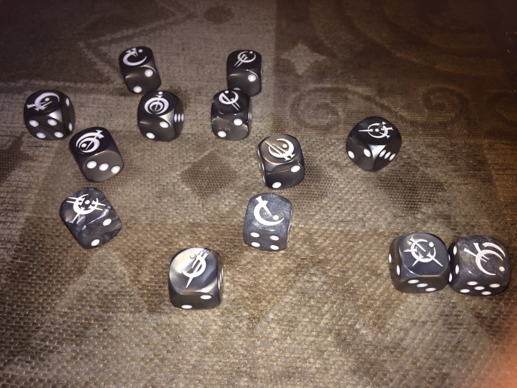 ElocNodnarb's tweet photo. Got my awesome #Kickstarter #mistborn #alomancy dice!!! https://t.co/BzfFQsJZJD