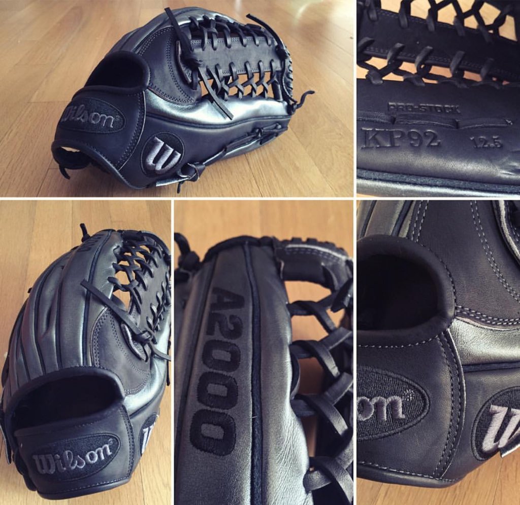 BsbCenter's tweet photo. A2000 Giveaway ⚾️

How To Enter: 
- Follow me 
- Favorite this tweet 

Winner chosen at 4k 🤘🏻 https://t.co/gkkWYvDgkQ