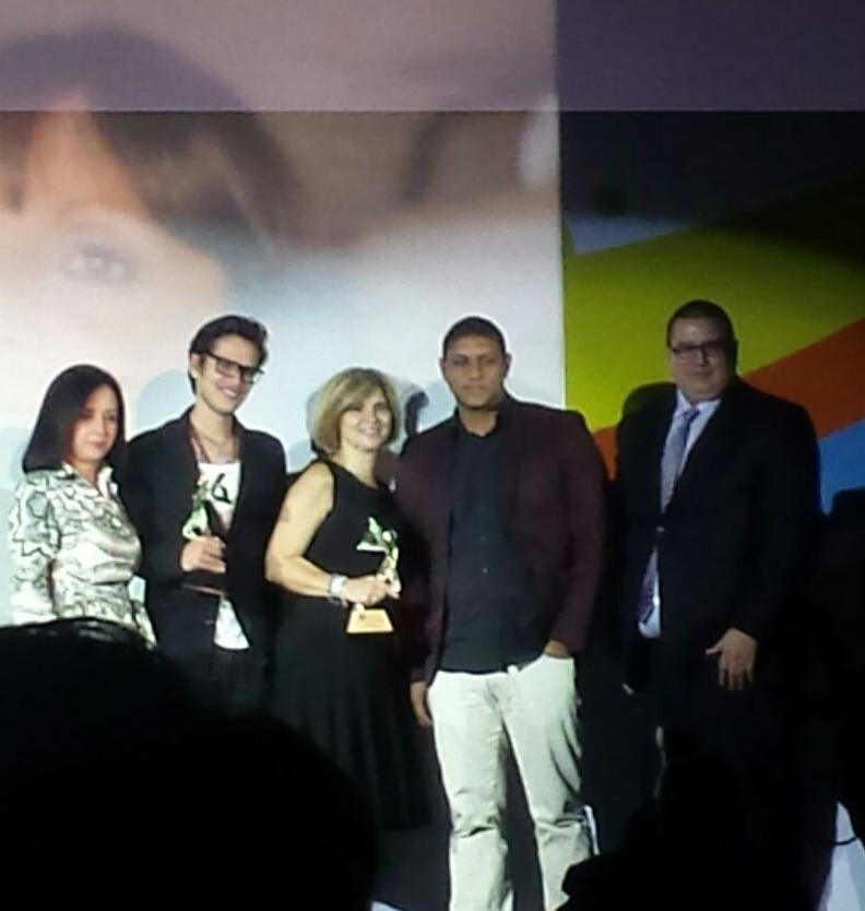 Desde @LeoBccs celebramos otro Oro con Perfume Factory en los <a href="/PremiosANDA/">Premios ANDA</a> #PremiosANDA2015