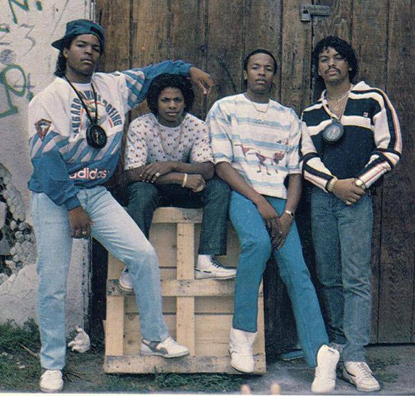 HistoryInPics's tweet photo. NWA back in the day. https://t.co/Hh0nF88tOY