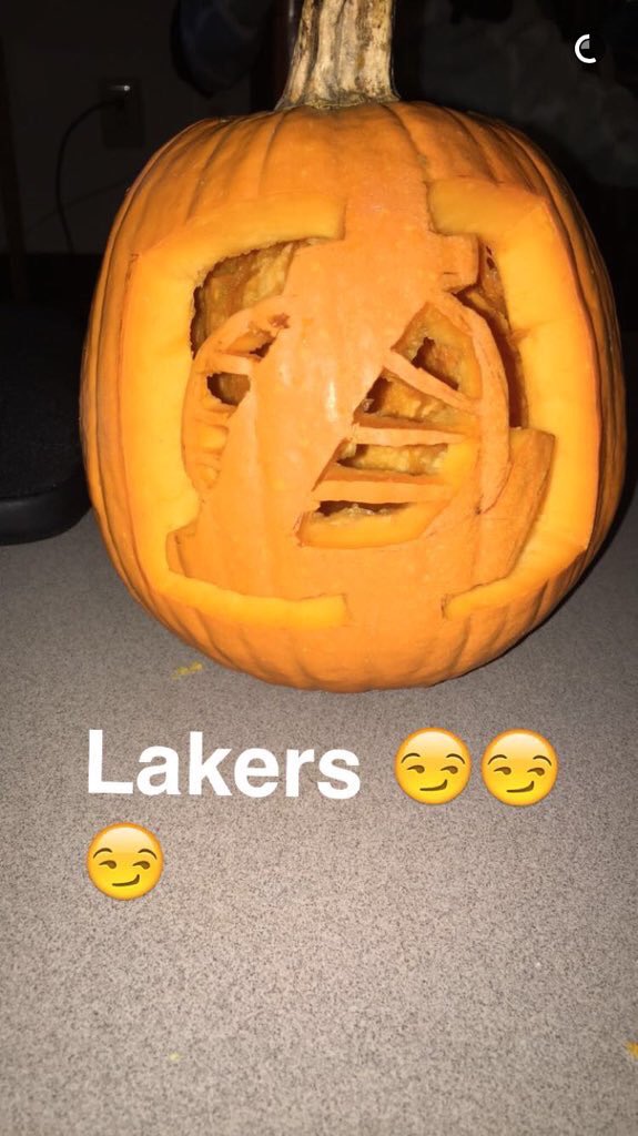 Los Angeles Lakers On Twitter Who Else Has A Lakers Pumpkin Ready To Go Https T Co Mz24ctdlj6