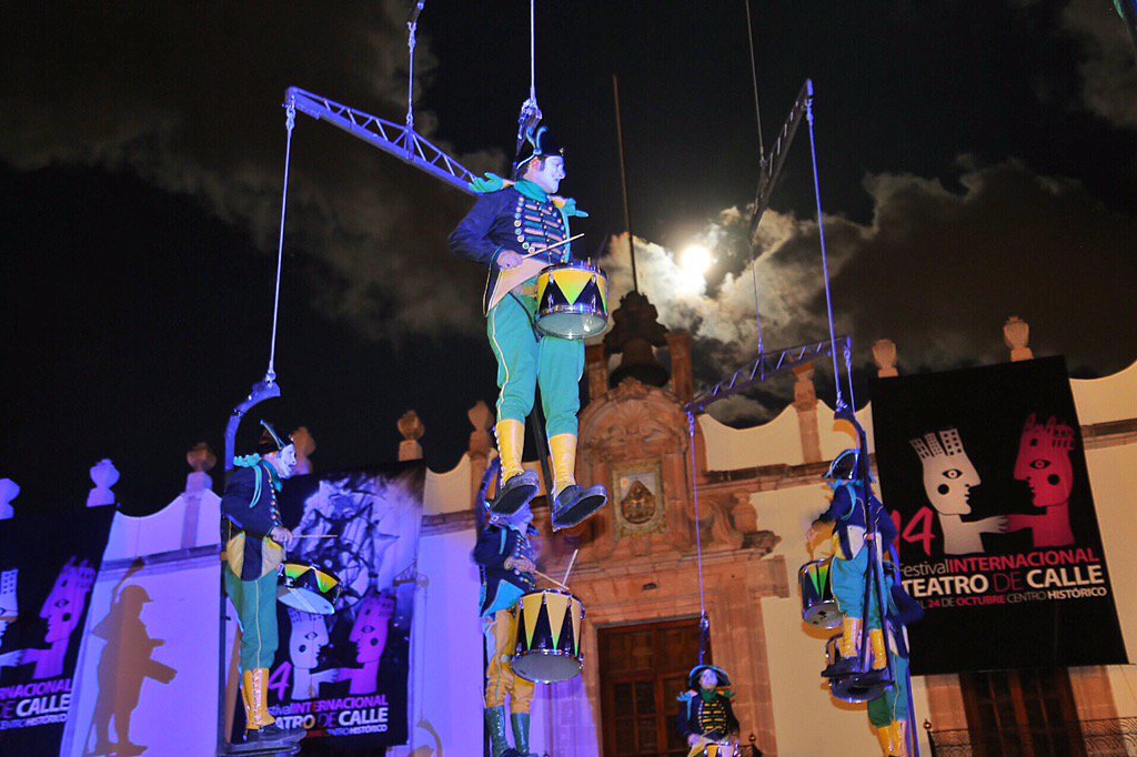 cpbzac's tweet photo. Capital de Zacatecas se consolida como una de las grandes en festivales a nivel nacional e internacional #FITC2015 https://t.co/KncUxCQPLd