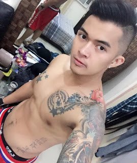 iamethanrufino's tweet photo. #MenOfDesire1 #Pinoy4Rent ... Adam. #SarapNgMasahistangPinoy https://t.co/XPVZe3CIlT