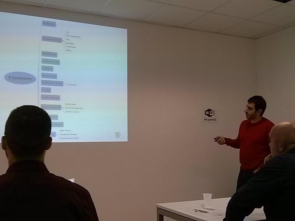 ECommAcademy's tweet photo. Back to work per la seconda giornata in aula con @Icelord https://t.co/c5ixj6X26w