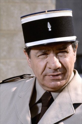 FansdeFunes's tweet photo. Joyeux anniversaire à Michel Galabru qui fête ses 93 ans aujourd'hui 🎂🍾 https://t.co/sclaMF9qnU