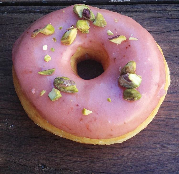 doughheadsnewy's tweet photo. Strawberry Pistachio on the menu this week 🍓 https://t.co/9LJr36izij