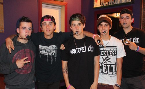 jaichill's tweet photo. rt if you're proud to be a part of the janoskians fandom 😈 https://t.co/56cgwQeSe8