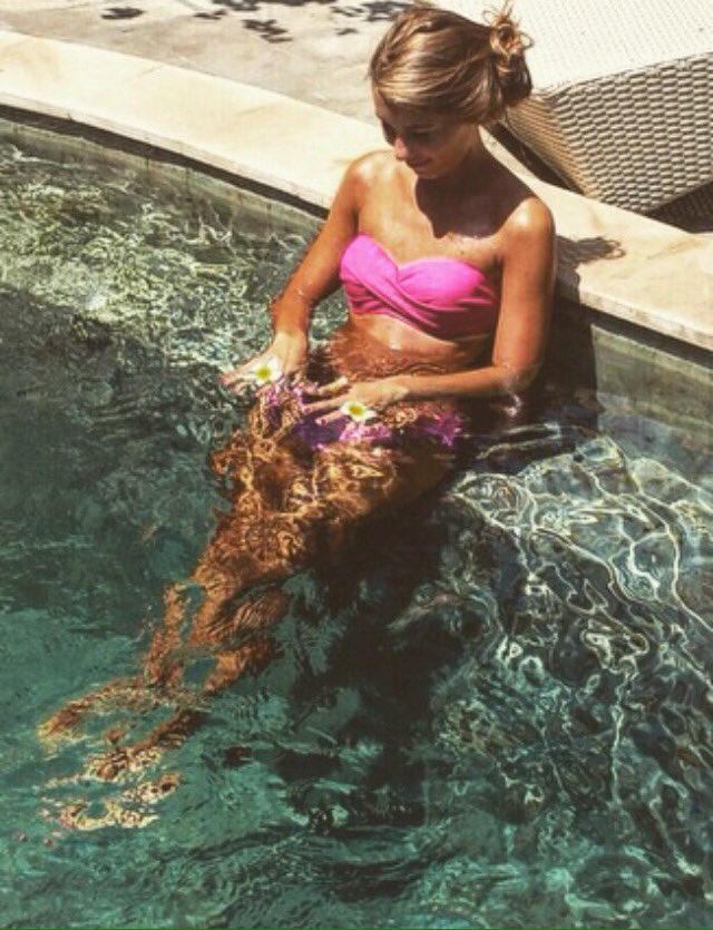 AgSuminaite's tweet photo. Adore time in Bali! https://t.co/LruVfUc43m