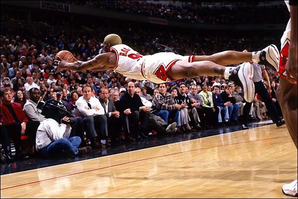 BeatsByESTA's tweet photo. my favorite nba picture ever https://t.co/DHA49iFlNm