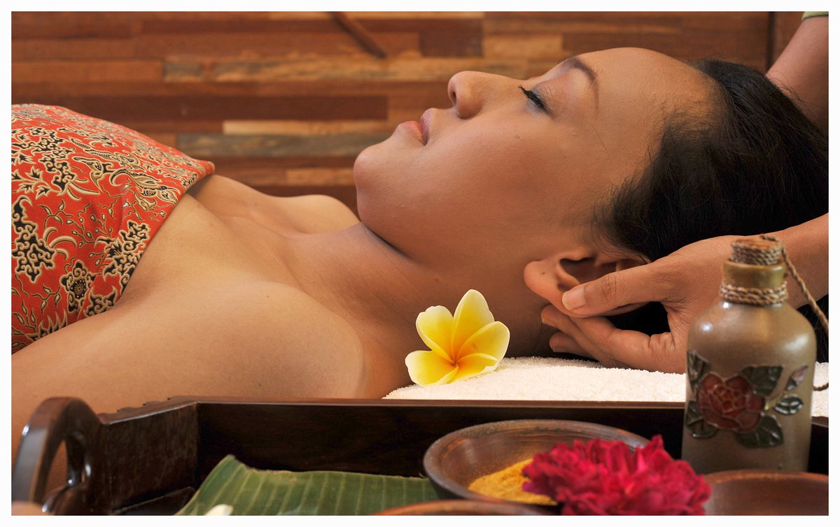 bookpanorama's tweet photo. Jogjakarta Plaza Hotel punya Sekar Arum Spa dgn unsur tradisional Jawa &amp; Jepang #Yogjakarta. https://t.co/OfowiOXQ75 https://t.co/aFdsN48DxN