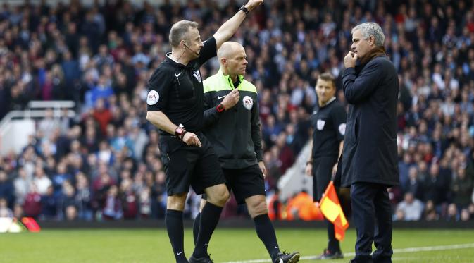 SCTVSports's tweet photo. Laga Ini Penentu Nasib Mourinho? https://t.co/0iterAtNab via : @liputan6dotcom https://t.co/bC8YwiENPF