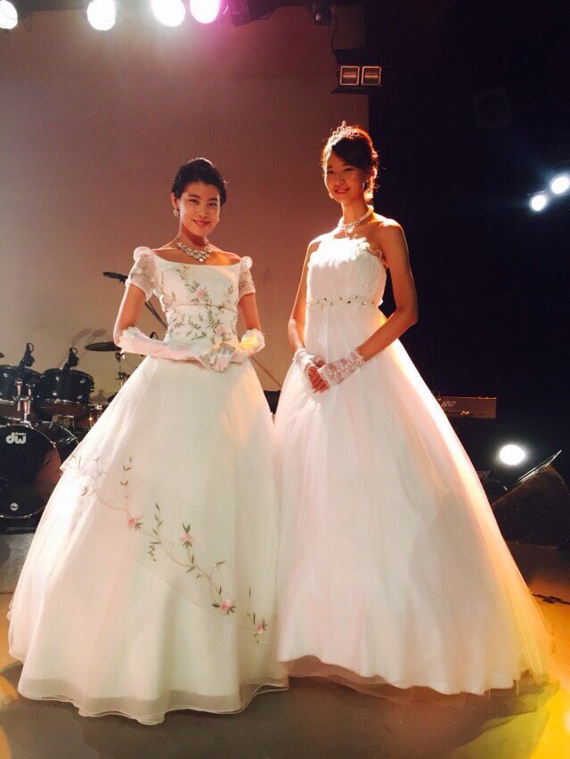 s_akane_7's tweet image. 高校の同級生のめぐと💓
高校の時からモデル目指して
一緒に頑張ってきためぐと
同じステージに立てて本間に
嬉しかった〜(っ´ω`c)♡
初のブライダルモデル！
いい経験なった〜😍
めぐありがとうっ😋💓

#イフコレ #ブライダル