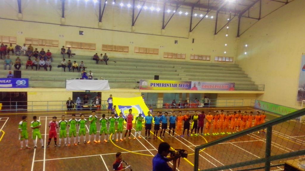 persetandotcom's tweet photo. Selamat bertanding Tim Futsal Pra PON Sumut, di Banda Aceh. Rap Rap Ribak Sude. https://t.co/p6bR40kpo4