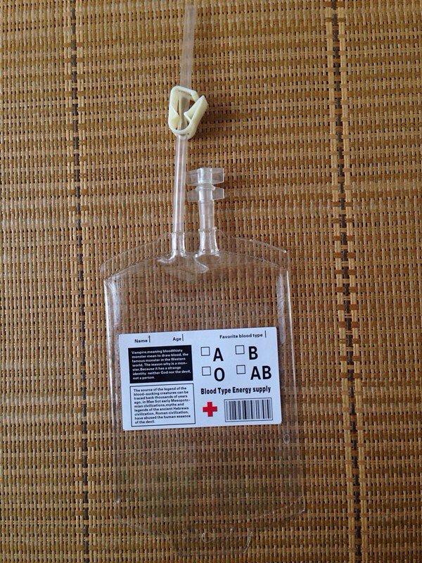 coachella_style's tweet photo. Kantung darah untuk minuman #hitz #bloodbag bb 2624efa6 line yenny_kang https://t.co/Ud1x5CWAtC