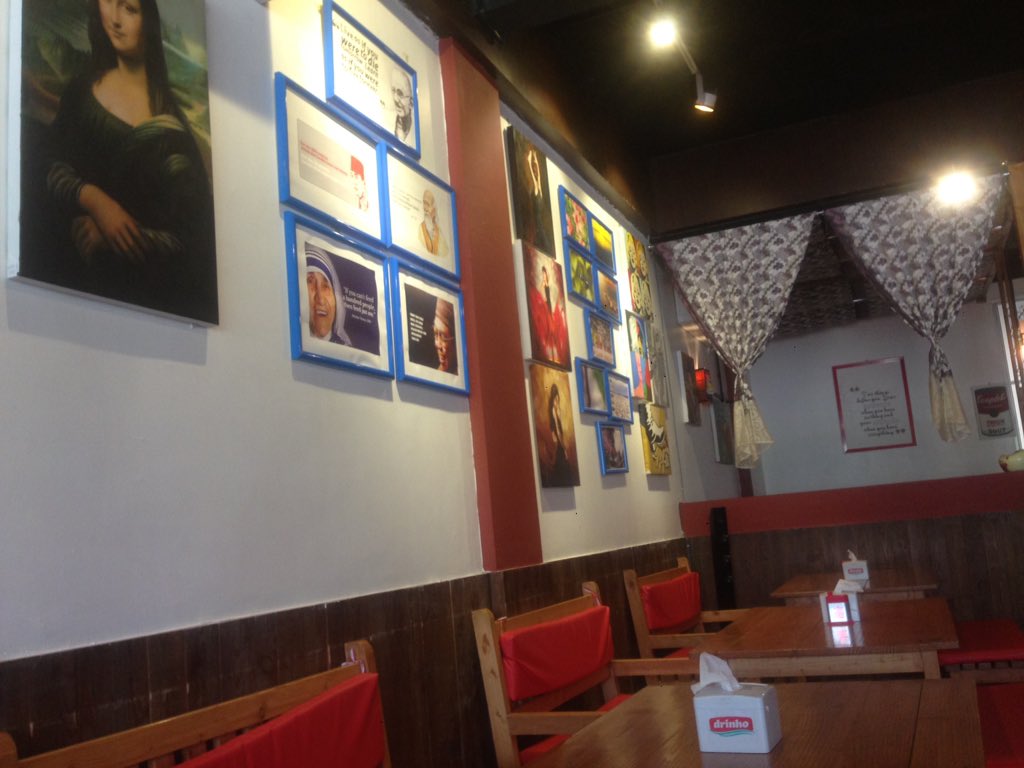 "Garpu Merah" Tempat makan khusus menu Jawa cc <a href="/BatamKuliner/">Wisata Kuliner Batam</a> #wisatakuliner #batam