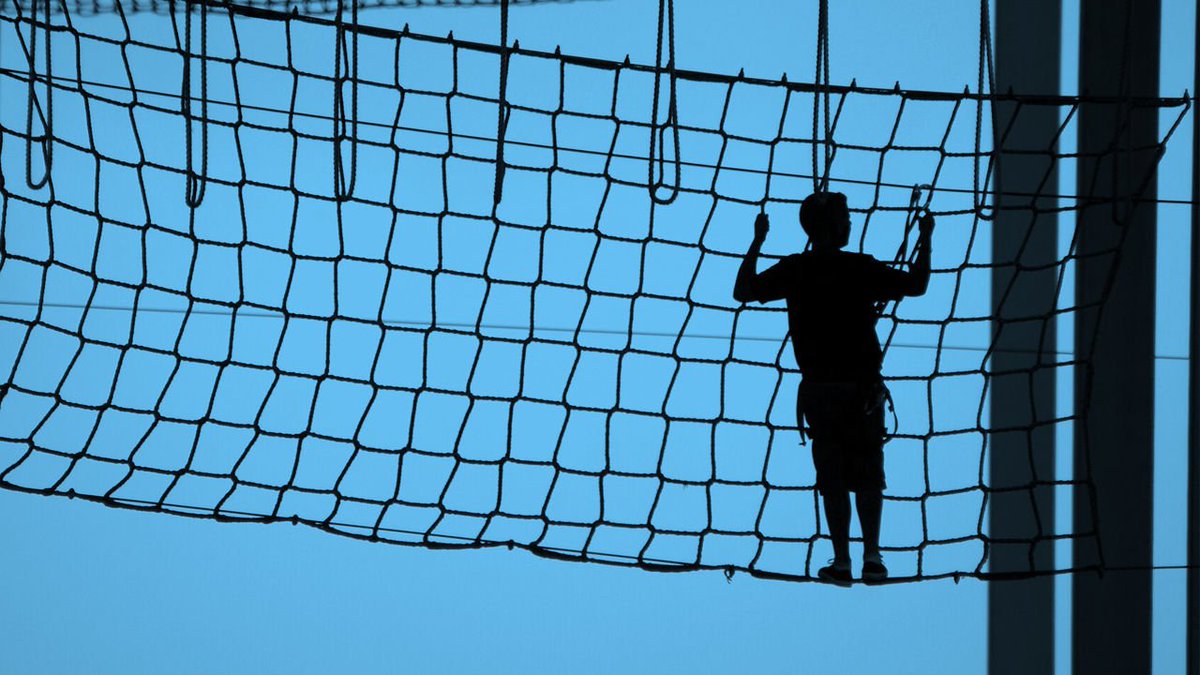 FastCompany's tweet photo. How to grow your small business after a setback: https://t.co/8WIcESNDT7 https://t.co/bJu3frOURi