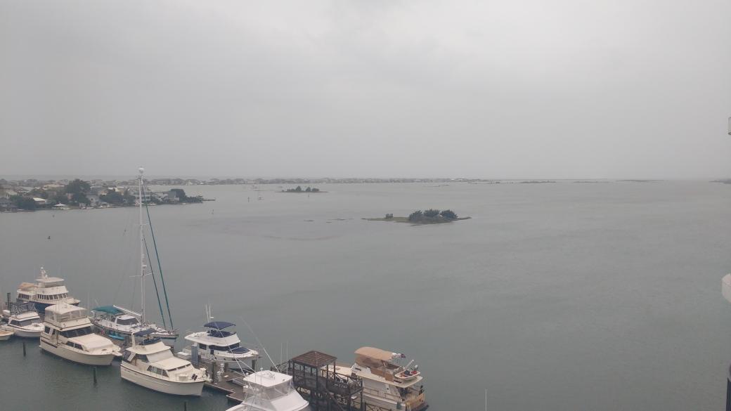 WBNCUS's tweet photo. Really high tides this morning, full moon tonight. https://t.co/4MSOyU7SNr
