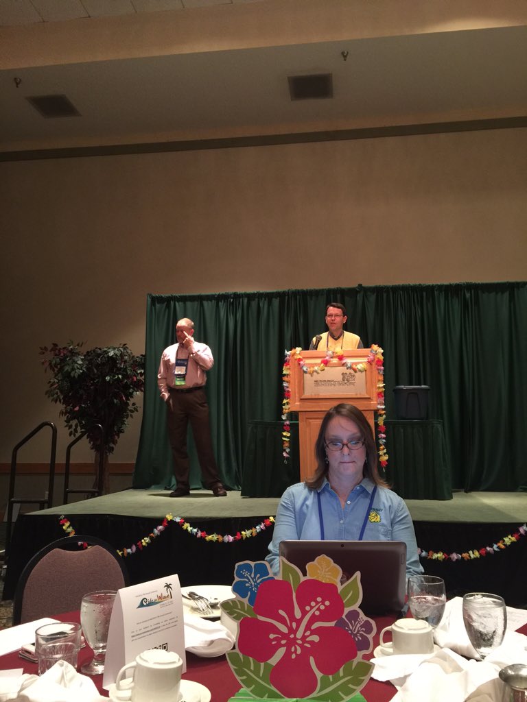 moacrao's tweet photo. Time for business! #macrao2015 @rsh077t https://t.co/tMYCbWPvrV