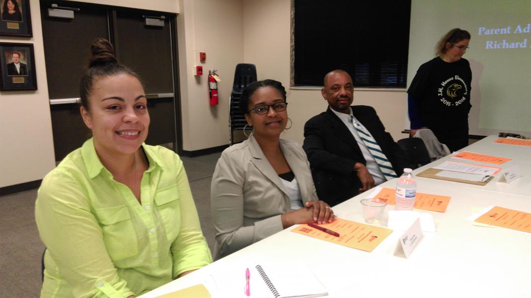 RockdaleSchools's tweet photo. A few of our lovely parents in Supt Parents Advisory Council. #involvedparentsrock #parentdedication https://t.co/rA9p1R0O7O
