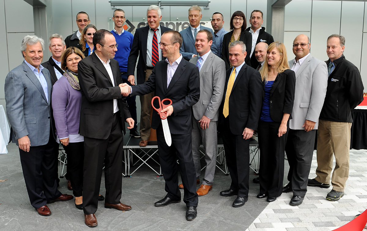 HobbsBrook's tweet photo. Partnership was highlighted at the 275 Grand Opening #VPontheMove
https://t.co/JkkKPwAIef https://t.co/423g6wffhI
