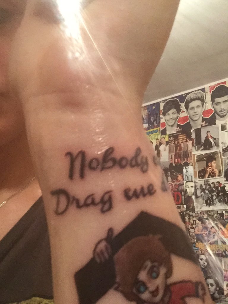 MrsILove1D's tweet photo. @onedirection #Perfect #dragmedown #MadeInTheAm #myperfectam DRAG ME DOWN & PERFECT!! #perfecthadmelike https://t.co/WIj3214jWu