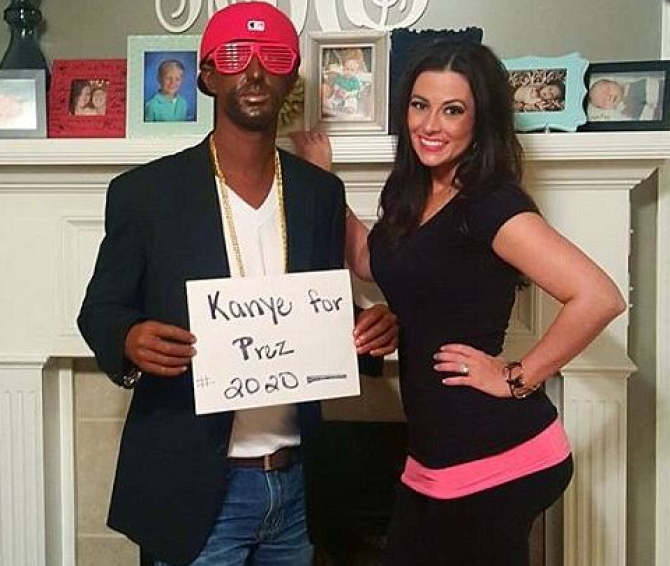 watchLOUD's tweet photo. White Alabama teacher dresses up as Kanye West - in full blackface https://t.co/rMJfgGexGC https://t.co/otaBJIZEdH