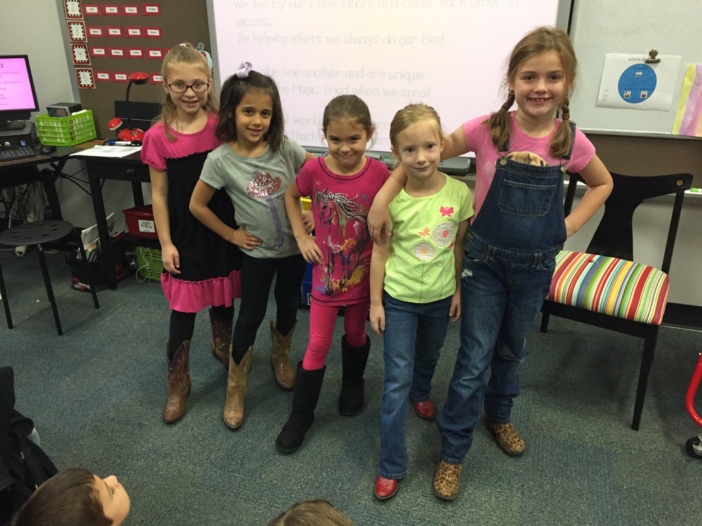 These girls are ready to give drugs the boot! #posingpretty