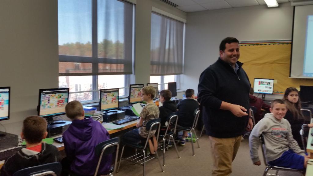 MrsSejkora's tweet photo. Big thank you to Mr. Cummings...6White students can now access our new Symbaloo!! :) https://t.co/wGNvBd0Wha