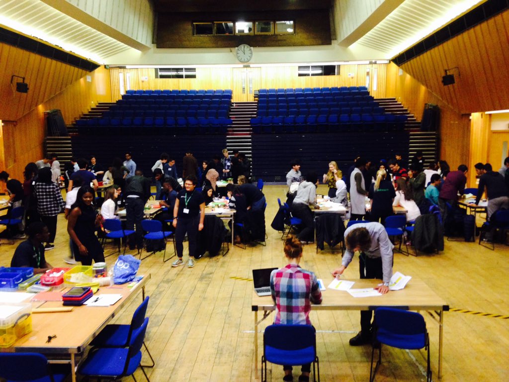 icoutreach's tweet image. #STEMPotential Y12 students creating and building!