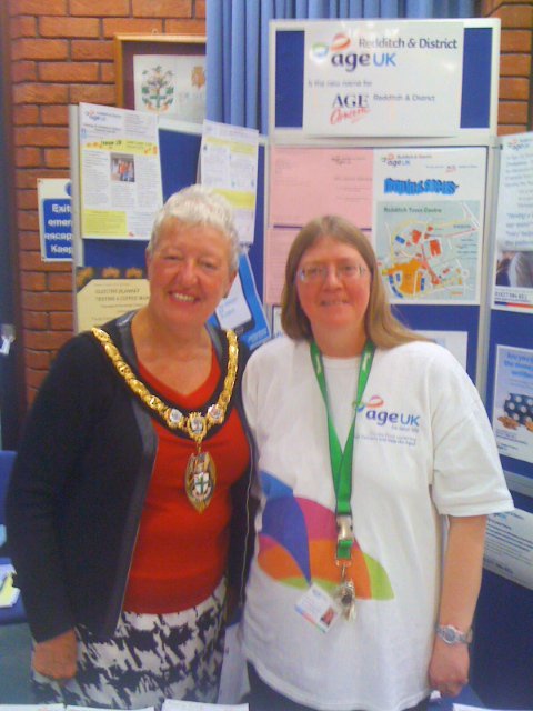 Last Friday, we attended the Volunteer Event at Redditch Town Hall.  
Jan Vale, I&amp;A Officer with Mayor Pattie Hill