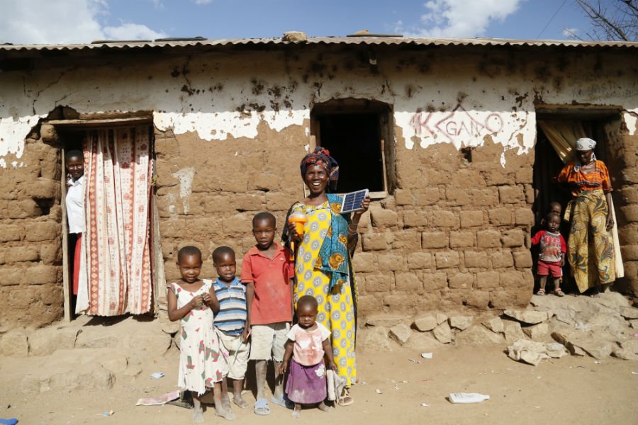 Virgin's tweet photo. Currently Africans pay as much as 66 times more for their electricity than someone in the UK https://t.co/0KxiPW5T3Q https://t.co/TljVa48o6v