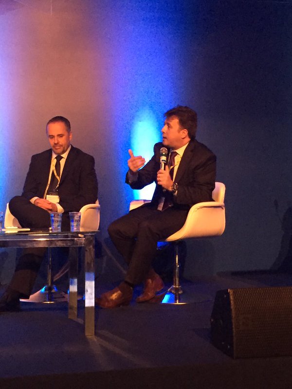 _silvinarocha's tweet photo. #TyNFuturecom2015 Daniel Sacks @Avaya_Latam en panel #IoT #Futurecom2015 @FuturecomEvent @TyNMagazine https://t.co/bfzHLfLHPz