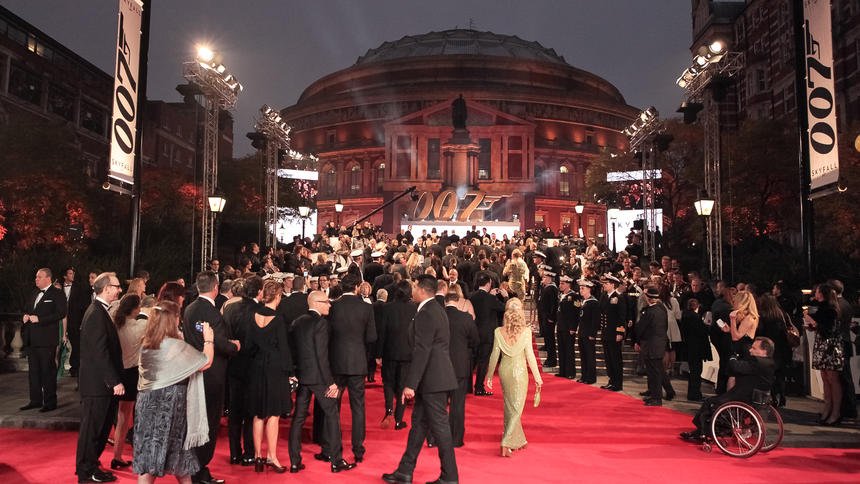 CASTOVISION's tweet photo. #JamesBond #Spectre receives 'World Premiere' at Royal Albert Hall in #London

BBC article - https://t.co/MrPa2IqsU5 https://t.co/SjW0rZm6R7