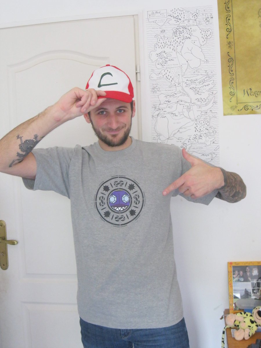 Smash0u's tweet photo. @Zanxmaster 

On soutient les copains! Demain je live avec ;) https://t.co/dTlFiLGKFJ