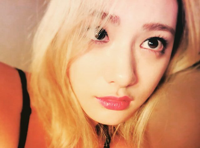 imjwyna's tweet photo. 잘자요 ♥ https://t.co/3M5k9TCxuk