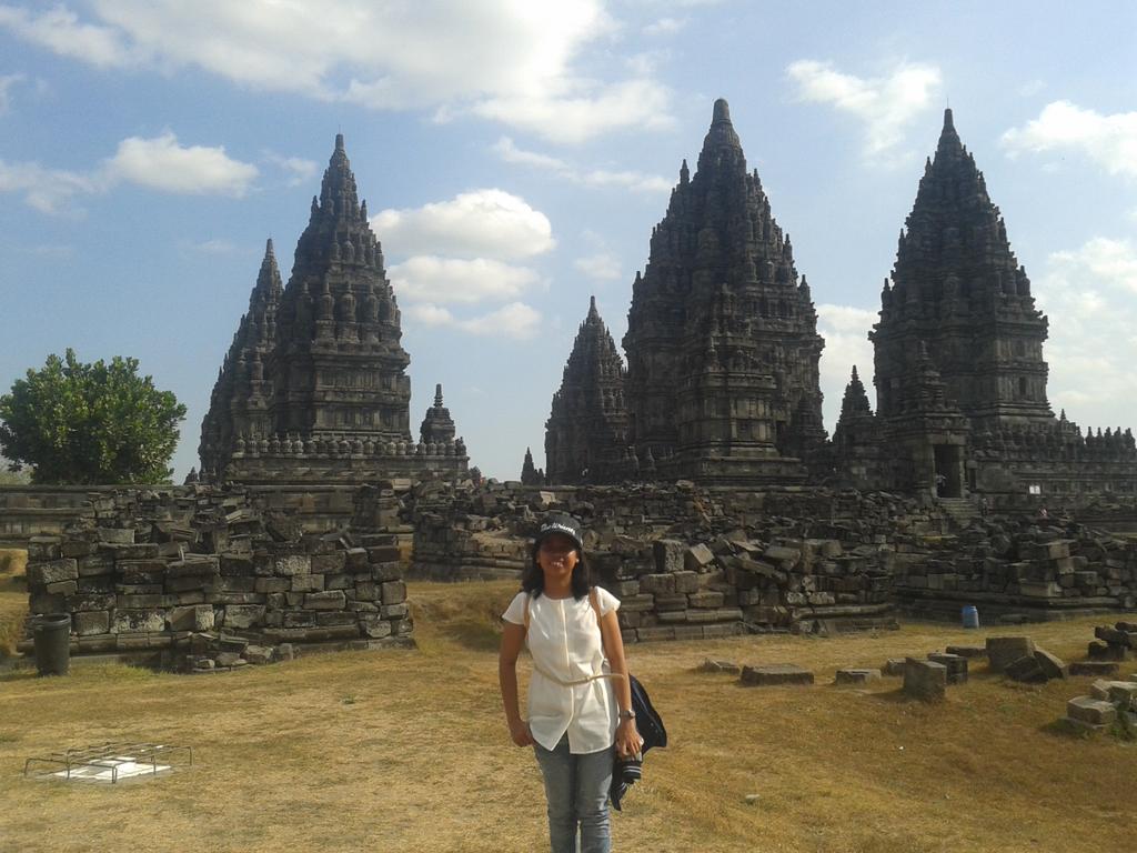 Prambanannn :)