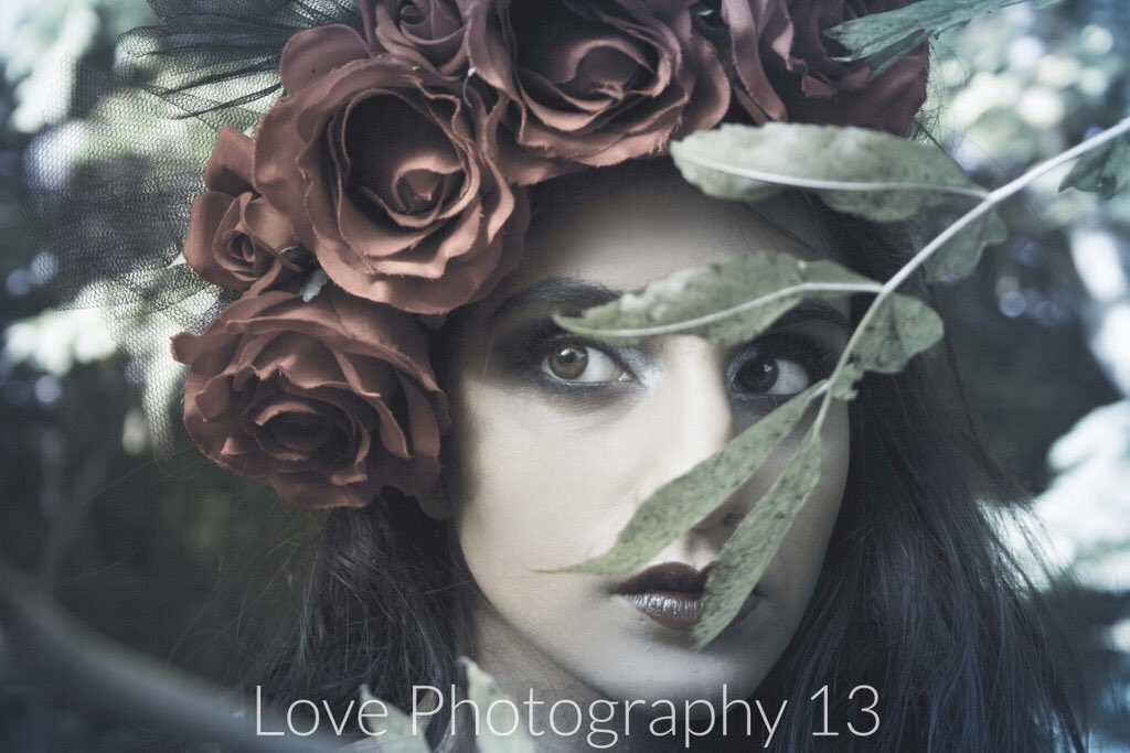 Jenniferwmakeup's tweet photo. So proud of our dark beauty photos for #MaleficentBeautyMagazine @lovephoto13 is amazing!! #mua #darkbeauty https://t.co/tQ4X6dQ8bo