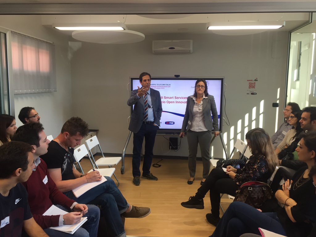 clabcatania's tweet photo. Il professore Enzo Catania sottolinea l'importanza della #partnership con il #JOLWave dando inizio ai lavori! https://t.co/oX3uLjWFKg
